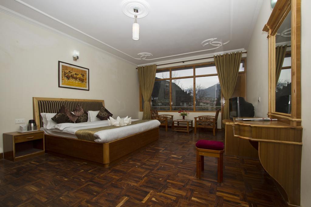 Victory Resorts Manāli Rom bilde