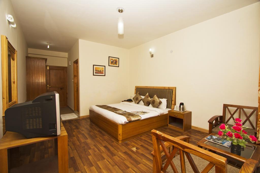 Victory Resorts Manāli Rom bilde