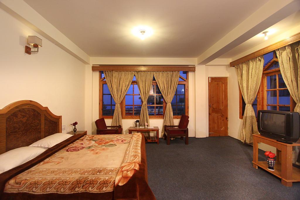 Victory Resorts Manāli Rom bilde